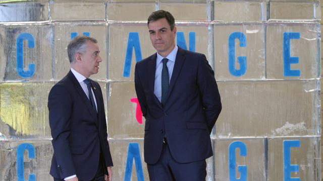 El lehendakari Iñigo Urkullu y el presidente del Gobierno, Pedro Sánchez