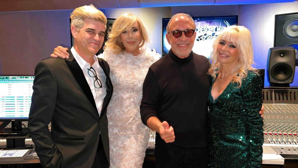 Nebulossa y María Eizaguirre con Emilio Estefan en su estudio.