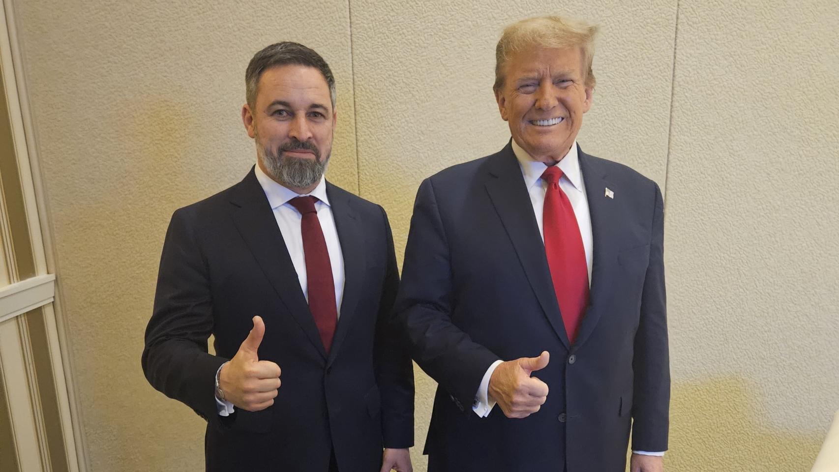 Santiago Abascal junto a Donald Trump en Washington en la CPAC.
