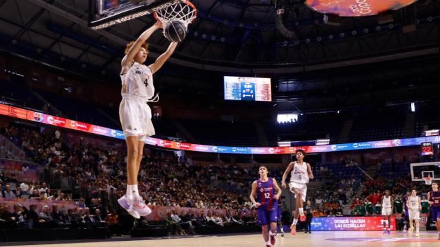 Rhys Robinson, durante la final de la Minicopa del Rey 2024 con el Real Madrid