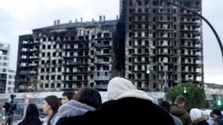 Imagen del edificio completamente calcinado este viernes en Valencia
