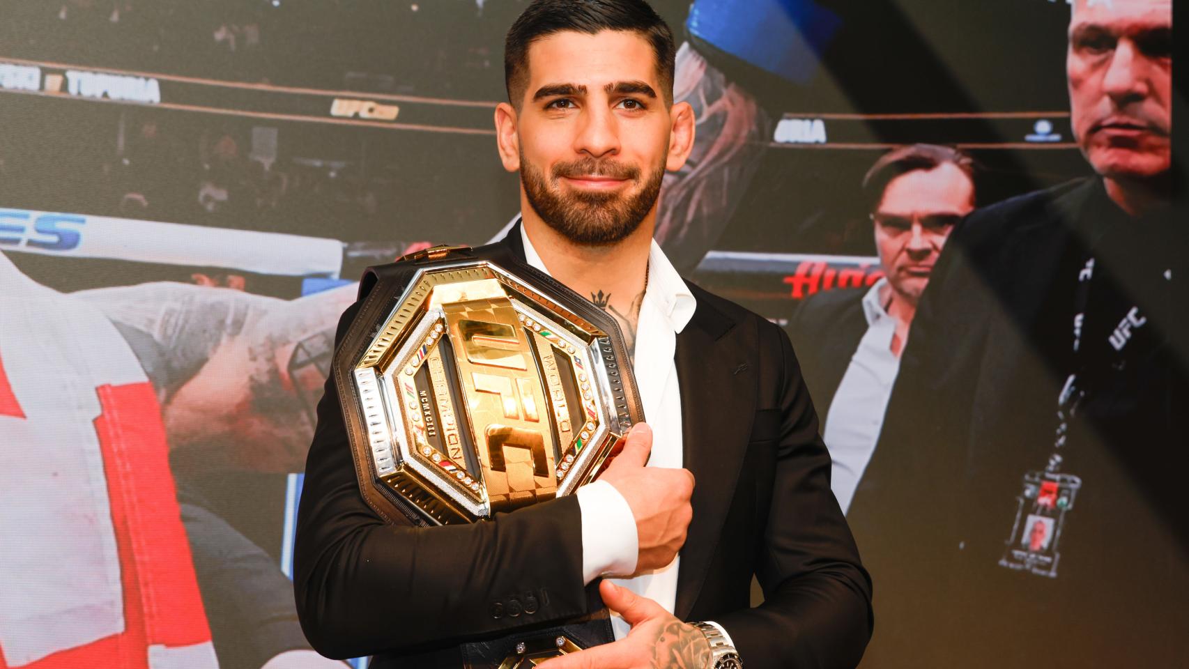 Ilia Topuria, campeón del mundo de UFC, durante la rueda de prensa a 22 de Febrero de 2024 en Madrid (España).