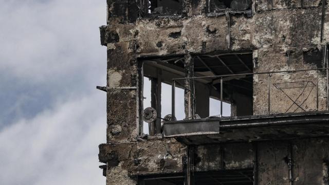 Detalle de la estructura del edificio incendiado.