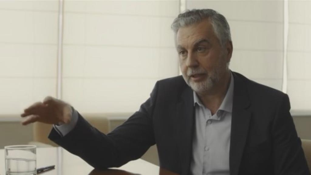 Carlos Alsina durante su entrevista con Jordi Évole.