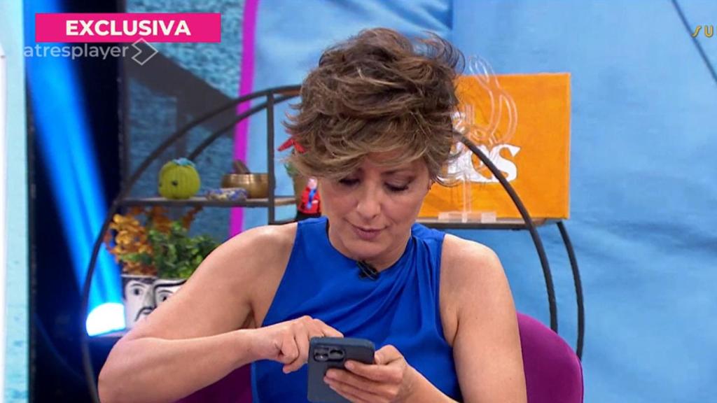 Sonsoles Ónega el vídeo sexual de Antonio Tejado que acababa de recibir en su móvil.