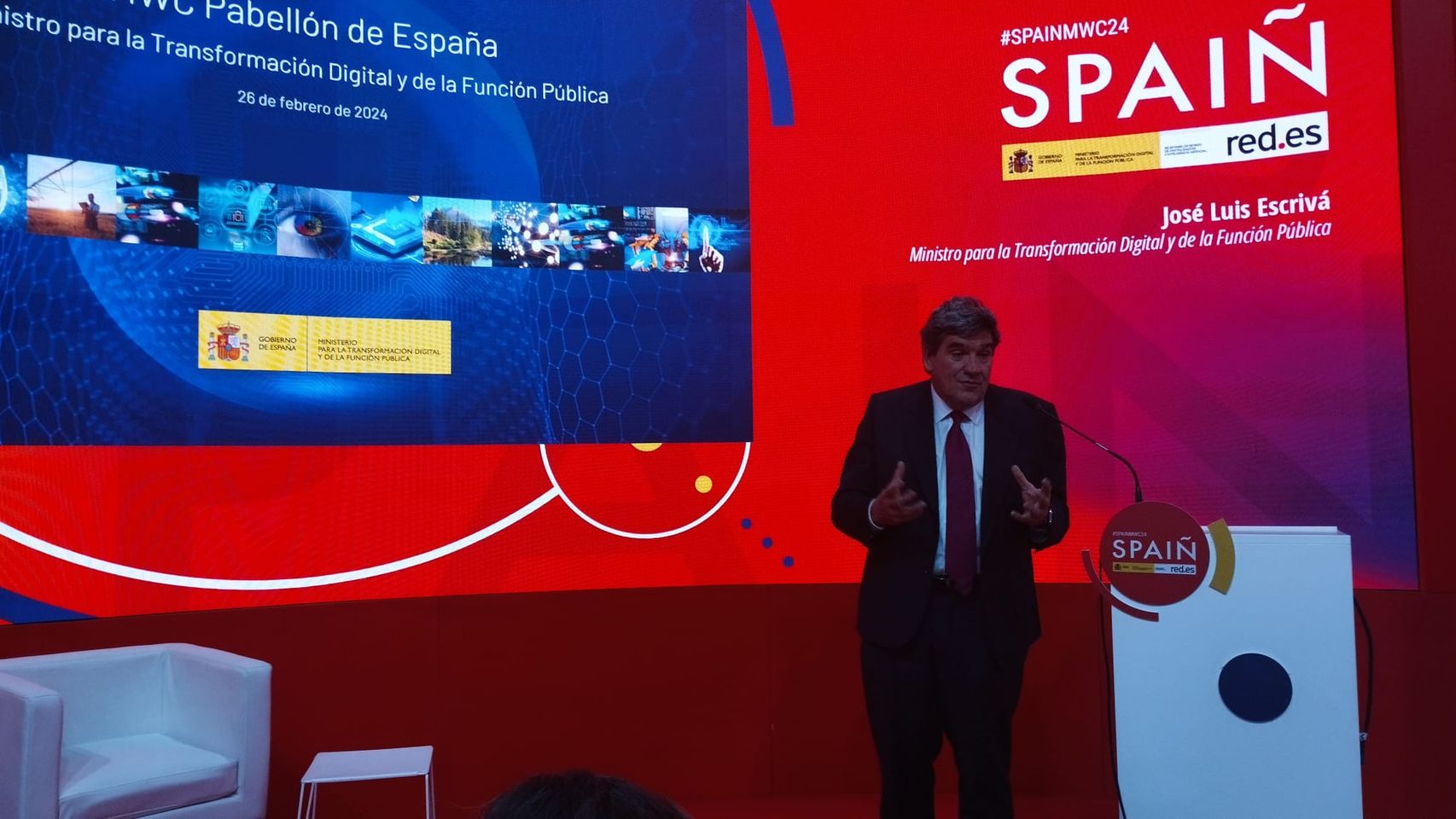 José Luis Escrivá, ministro de Transformación Digital, durante la presentación de la SETT en el MWC 2024.