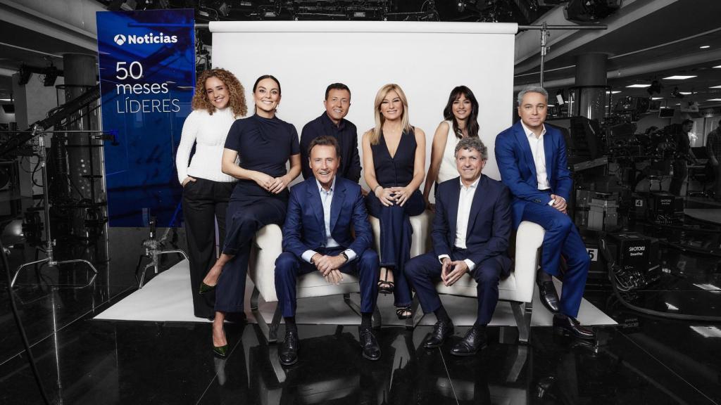 El equipo de 'Antena 3 Noticias', con Matías Prats, Santiago González y Vicente Vallés a la cabeza.