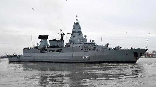 La fragata Hessen zarpa hacia el Mar Rojo desde Wilhelmshaven (Alemania), el 8 de febrero.