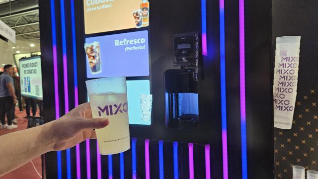 Mixo, máquina que prepara bebidas
