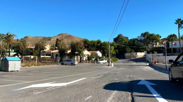 Una vista de carretera en El Campello.