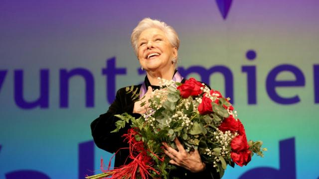 Acto de entrega de la Medalla de Oro de Valladolid a la actriz Lola Herrera en 2022