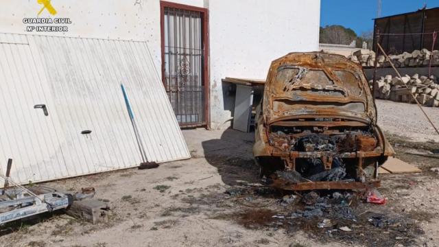 El taller ilegal en Guardamar del Segura.