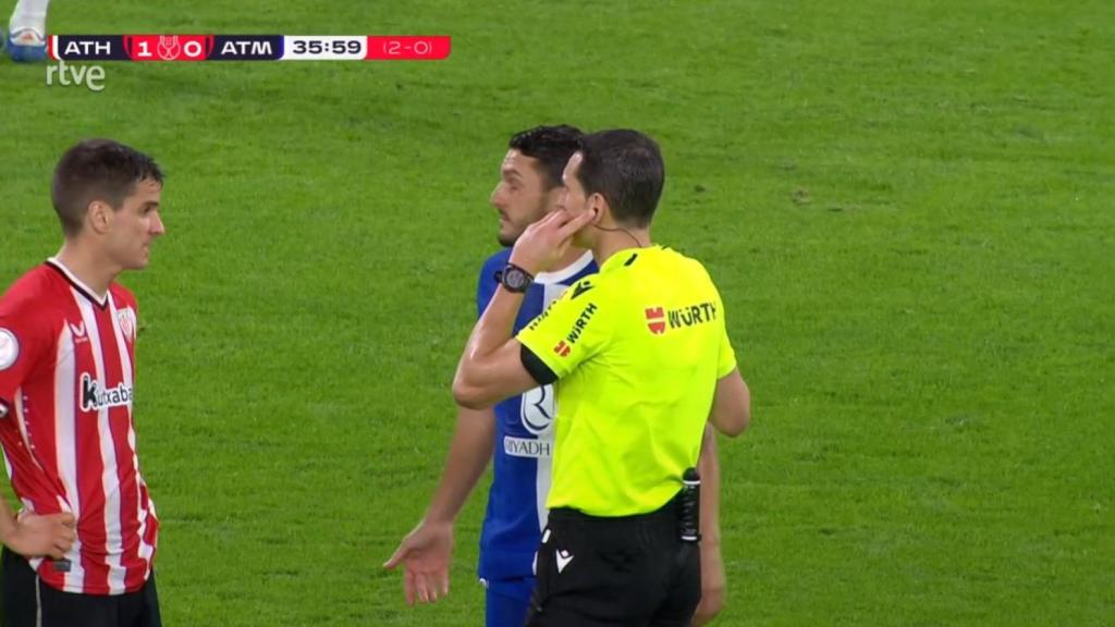 Partido entre el Athletic de Bilbao y el Atlético de Madrid en la Copa del Rey.