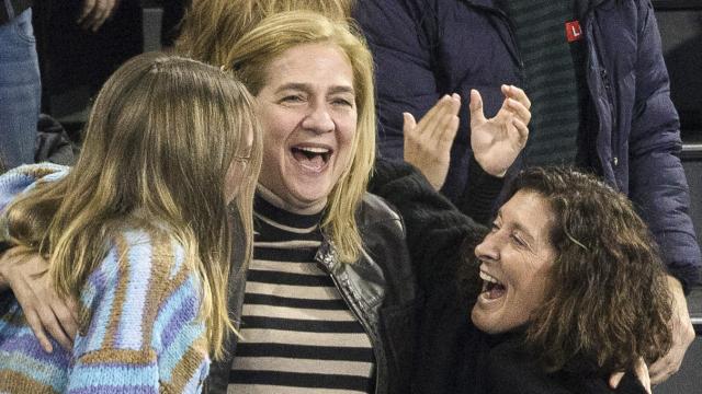La infanta Cristina y Johanna Zott en el partido de Pablo Urdangarin.