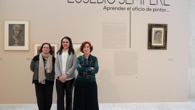 Tébar, Beldjilali y Castells, en la presentación de este lunes en el MACA.