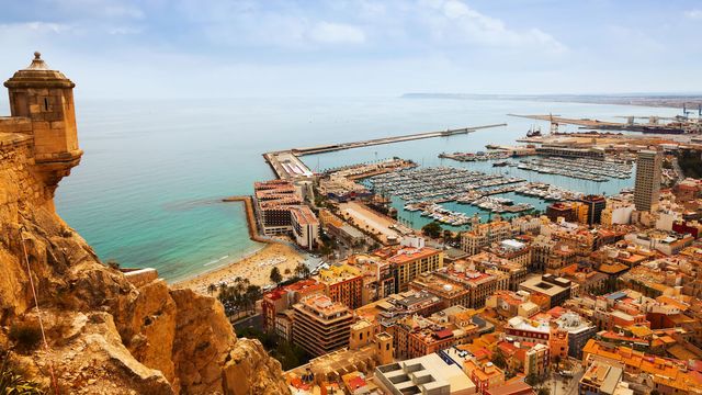 El skyline de Alicante ciudad.