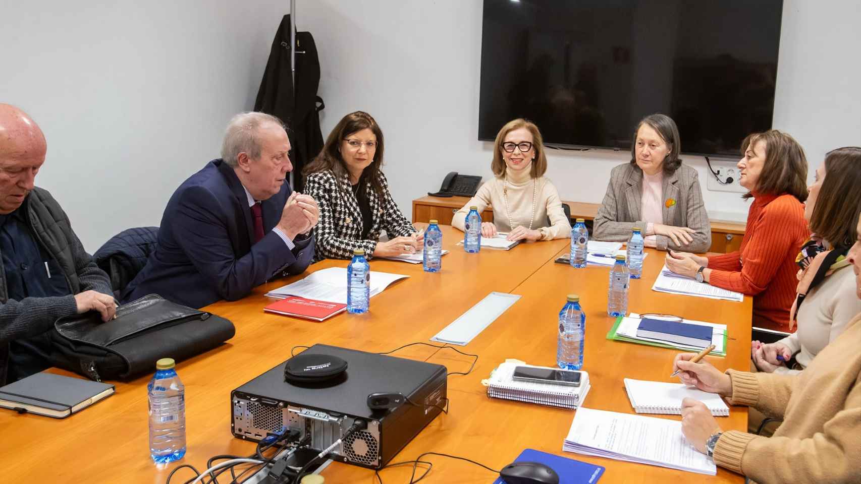 El Concello de Vigo y la Xunta se reunieron hoy para avanzar en la aprobación del PXOM de la ciudad olívica.