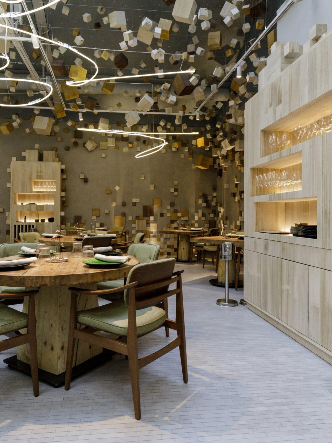 La imponente sala de 400 metros de Omeraki.