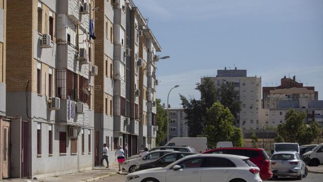 Bloques de piso de la calle Tierra de Rastrojos de Sevilla.