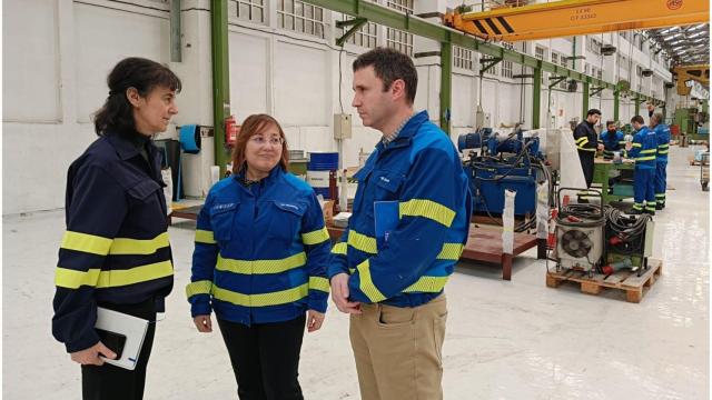 De izda a derecha, Victoria Groeiro, Elena Rodríguez y Alejandro Torre