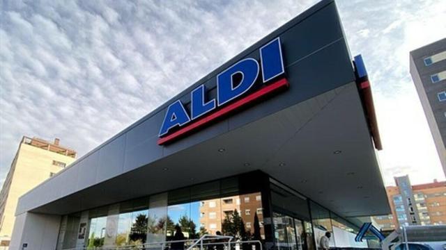 Fachada Aldi.