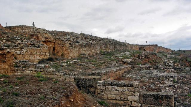 Terrazas artificiales de Uxama