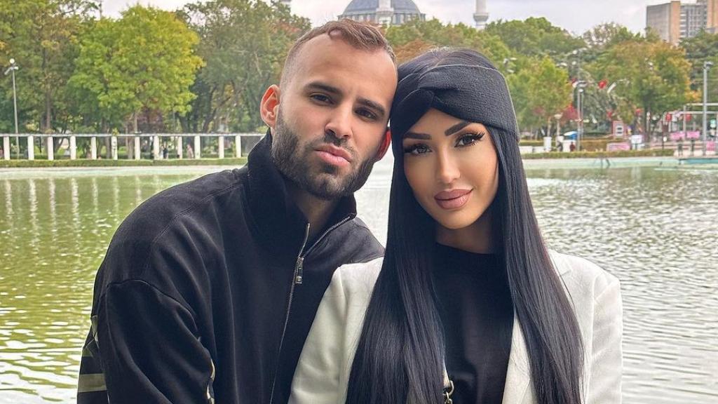 Aurah Ruiz, junto a Jesé.