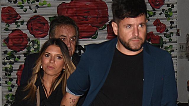 Pablo López junto a su novia.