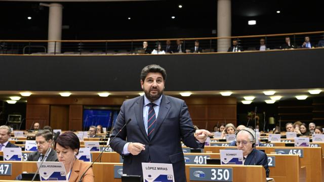 López Miras, en noviembre de 2023, interviniendo contra la ley de Amnistía en el Comité de las Regiones de Bruselas.