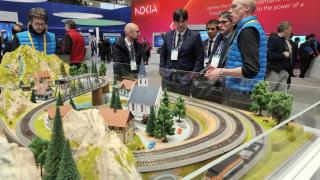 El consejero de Ciencia, Borja Sánchez, ha presentado hoy en el Mobile World Congress a grandes empresas tecnológicas las posibilidades que ofrecen las antiguas explotaciones mineras.