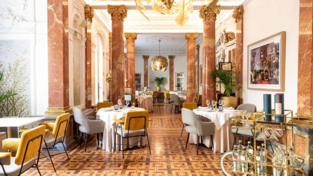 El restaurante dentro del palacete del Club Alma Sensai.