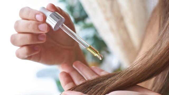 Aceite seco: el novedoso aliado de belleza en España que consigue un cabello perfecto en segundos