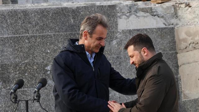 Mitsotakis y Zelenski tras su comparecencia conjunta en Odesa