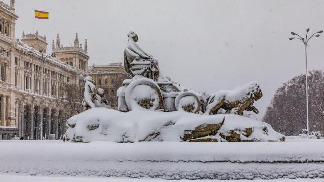 La Aemet activa la alerta amarilla por nevadas en Madrid para este fin de semana: las zonas afectadas