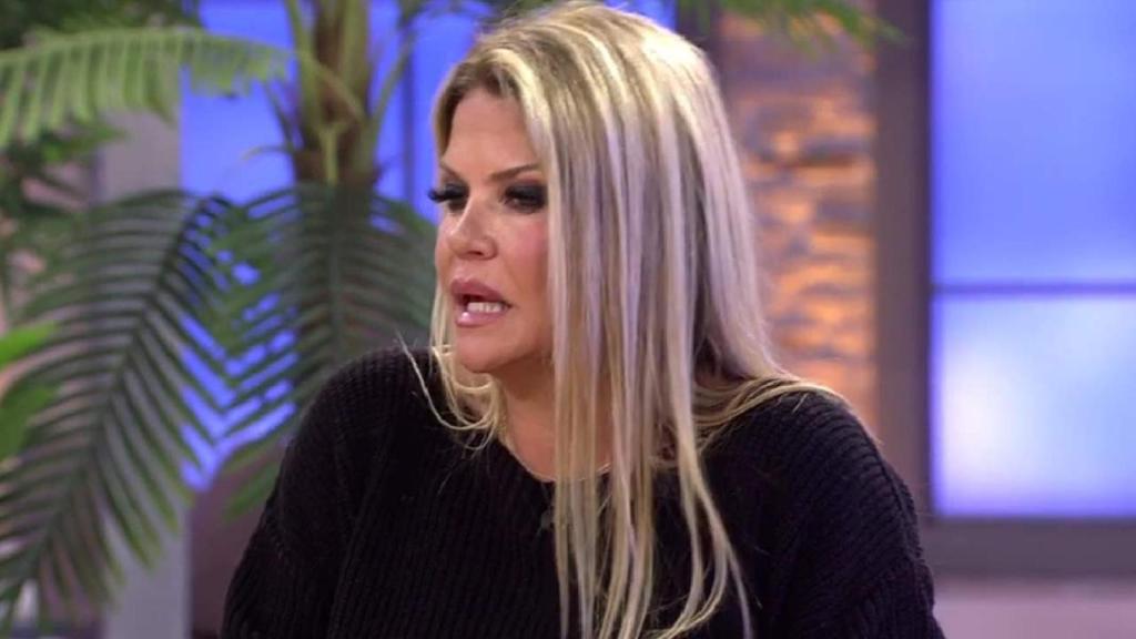 Makoke comentando el concurso de Kiko Matamoros en 'Supervivientes' en el programa 'Viva la vida'.