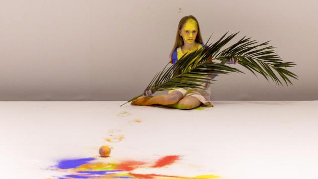 El 'Réquiem' de Mozart,  escenificado  por Romeo Castellucci. Foto: Miguel Lorenzo / Mikel Ponce. Palau de les Arts de Valencia