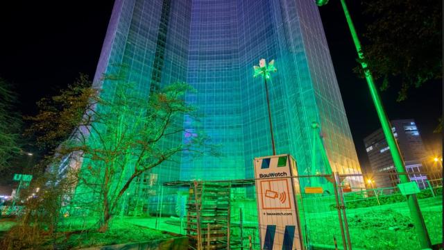 BauWatch cuenta con más de 40.000 propiedades o proyectos de construcción vigilados gracias a su inteligencia artificial y aprendizaje automático de su software.