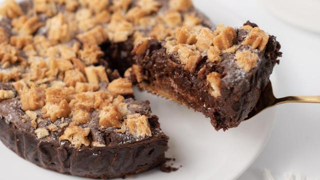 La pastelería de Valencia que reinventa el buñuelo y el churro en una edición limitada estas Fallas