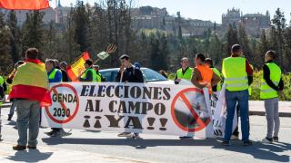Las mejores imágenes que deja la multitudinaria tractorada de este martes en Toledo