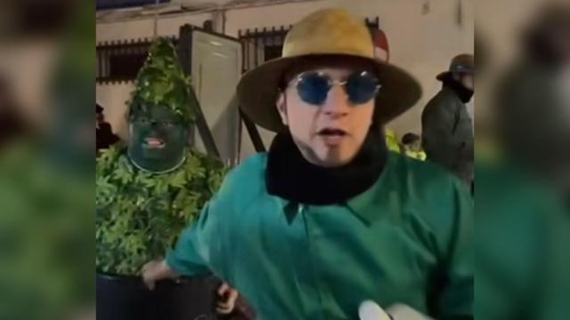 El carnaval de un pueblo de Albacete arrasa en Instagram: El mejor disfraz que he visto