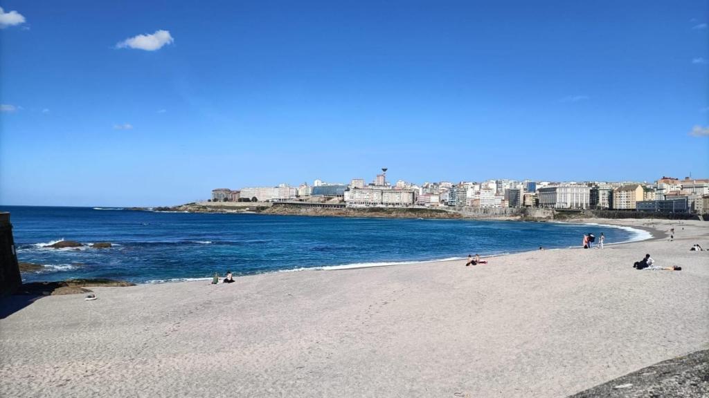 Imagen de archivo de una jornada soleada en A Coruña