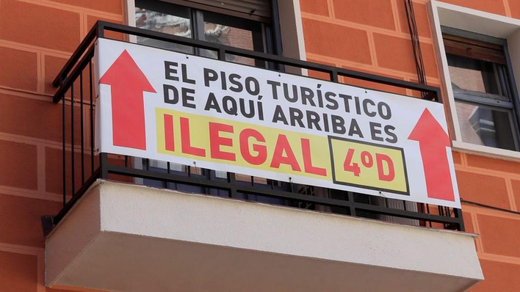 Varias ciudades intentan regular la proliferación de pisos turísticos.