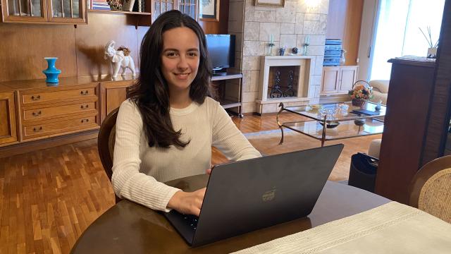 Claudia Reyero, la única mujer en graduarse en el Doble Grado en Matemática Computacional e Ingeniería del Software.