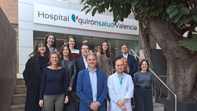 Participantes del simposio organizado por QuirónSalud Valencia.