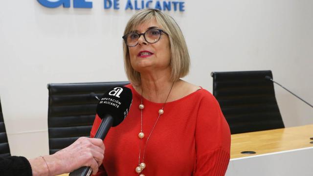 La diputada de Bienestar Social e Igualdad, Loreto Serrano.