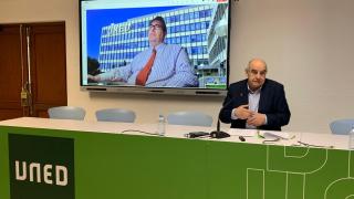 Presentación en UNED Zamora del curso titulado 'Inteligencia Artificial para el día a día'