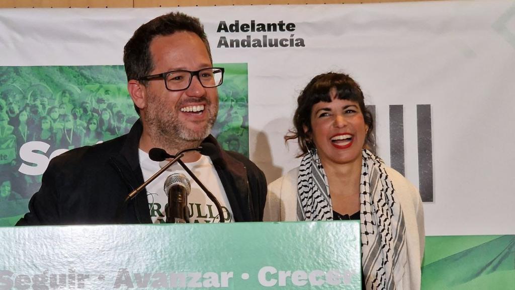 Teresa Rodríguez y el entonces nuevo portavoz de Adelante Andalucía, José Ignacio García, en la III asamblea del partido.