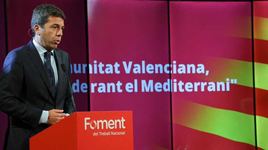 Carlos Mazón, durante su intervención en Foment del Treball. Efe