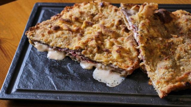 El mejor cachopo de Castilla-La Mancha lo sirven en este restaurante de Cuenca