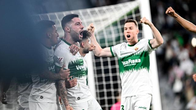 Tete Morente, uno de las bajas, celebrando un gol.